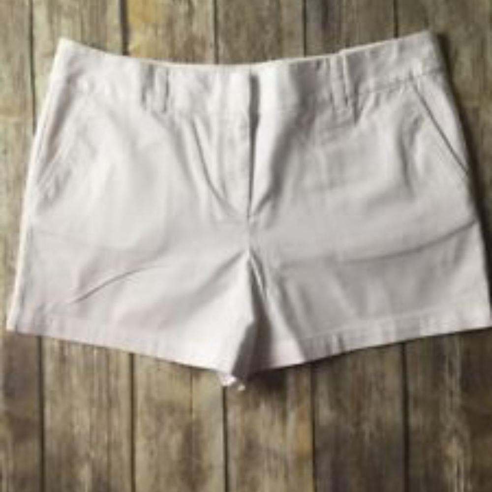 Ann Taylor Loft White Cotton Shorts 4”